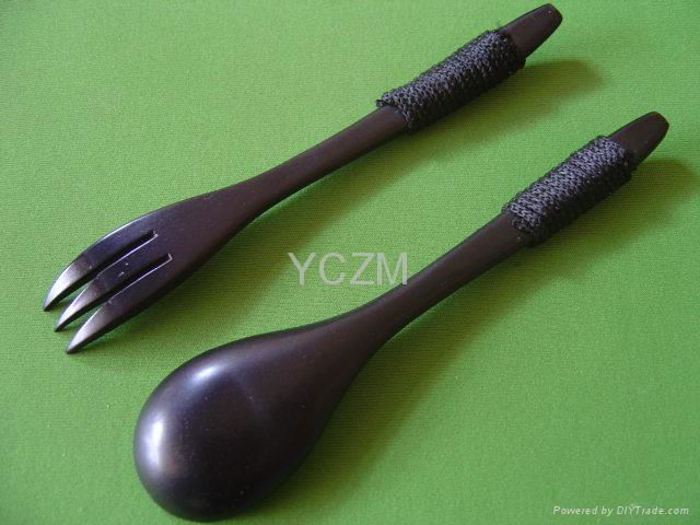 YCZM Black Bamboo Soupspoon And Fork 2