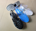 銷東南亞的白鴿牌塑料微孔拖鞋涼鞋