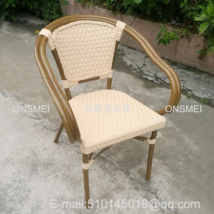 K133# Outdoor Chiavari Chair 3