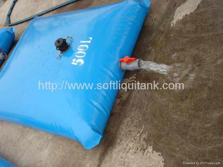 pillow collapsible PVC water tank 2