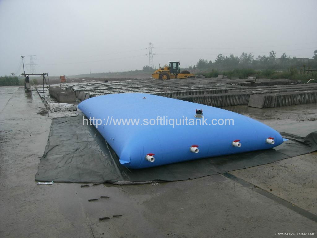 pillow collapsible PVC water tank 3