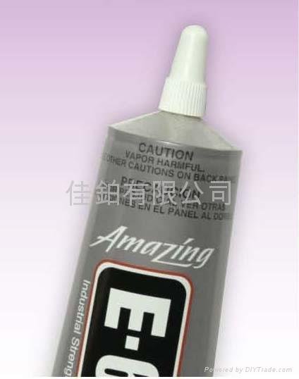 E6000® Multi-Purpose Adhesive Carded 2