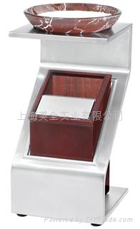 商場垃圾桶 5