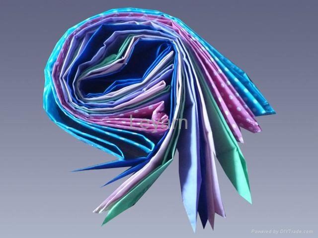 Suction Scarf 2