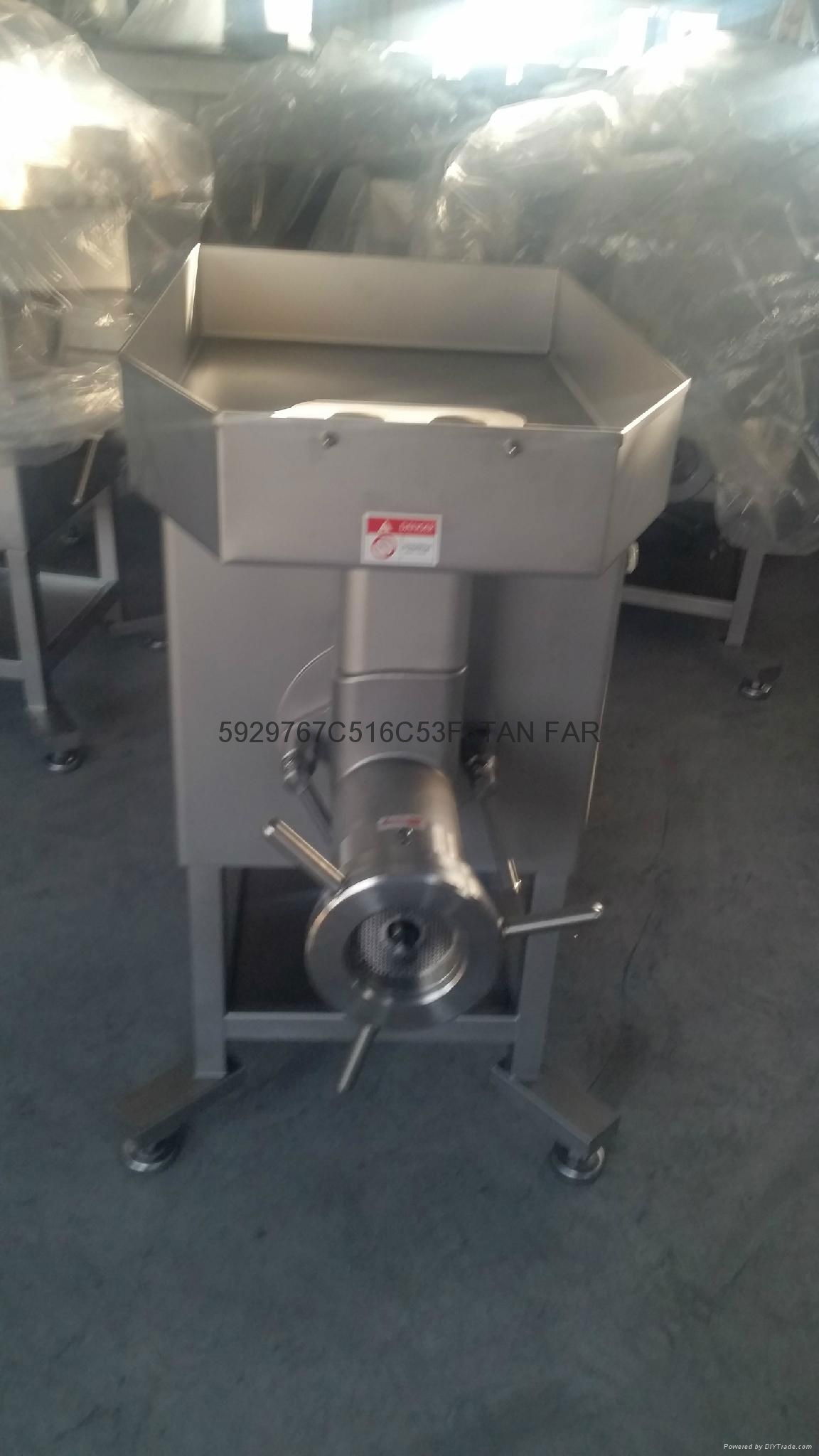 Heavy duty Meat Mincer   two blade style      