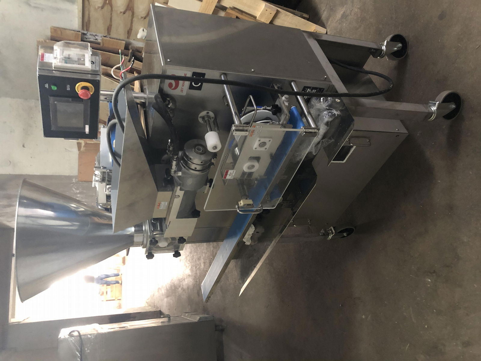 JG180 Auto Shrimp dumpling machine 3