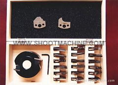 Shaped blades for spindle moulder with cutterblock