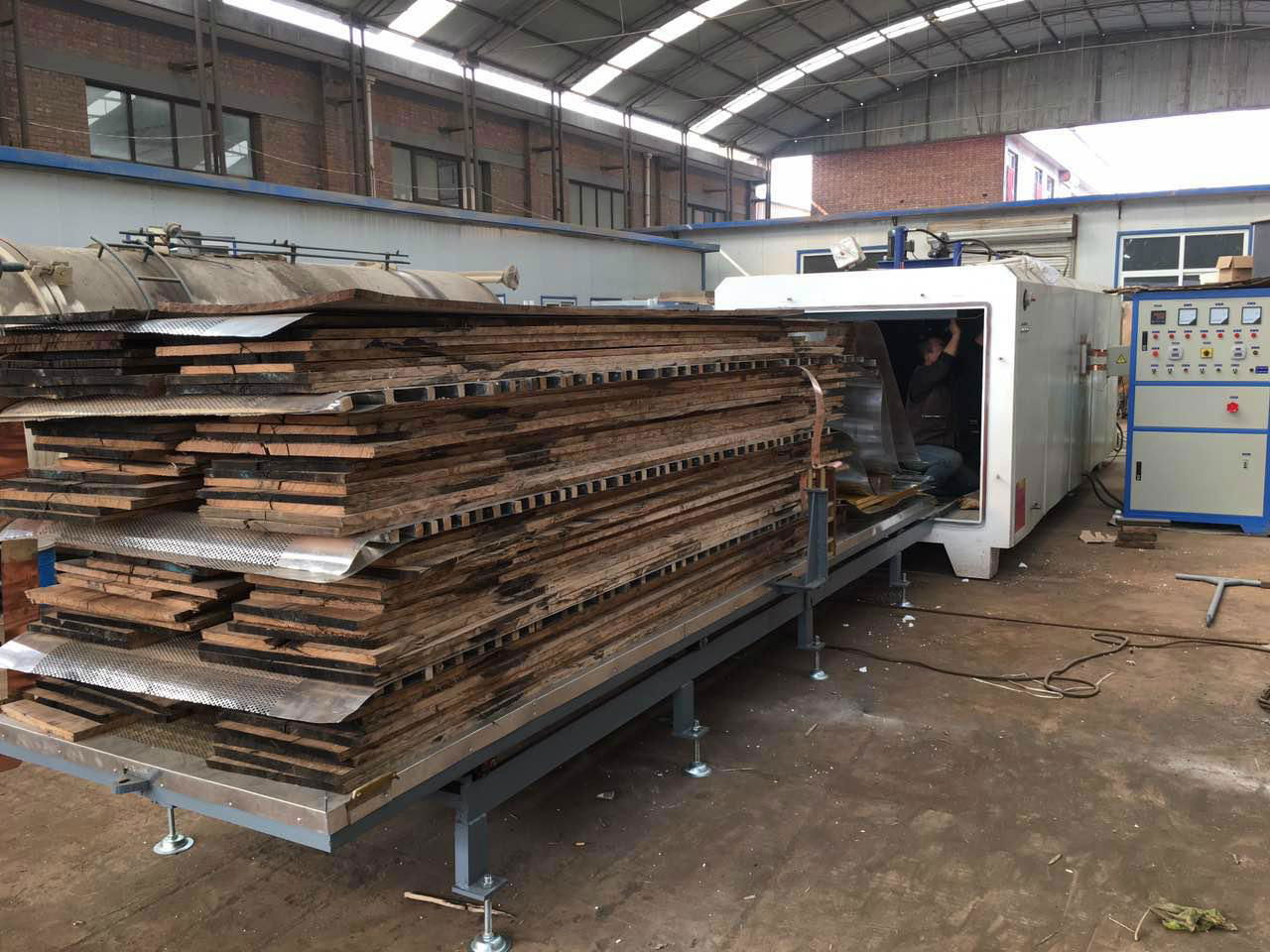 High Frequency Vacuum Wood Dryer Machine,SHGPZG6.6 2