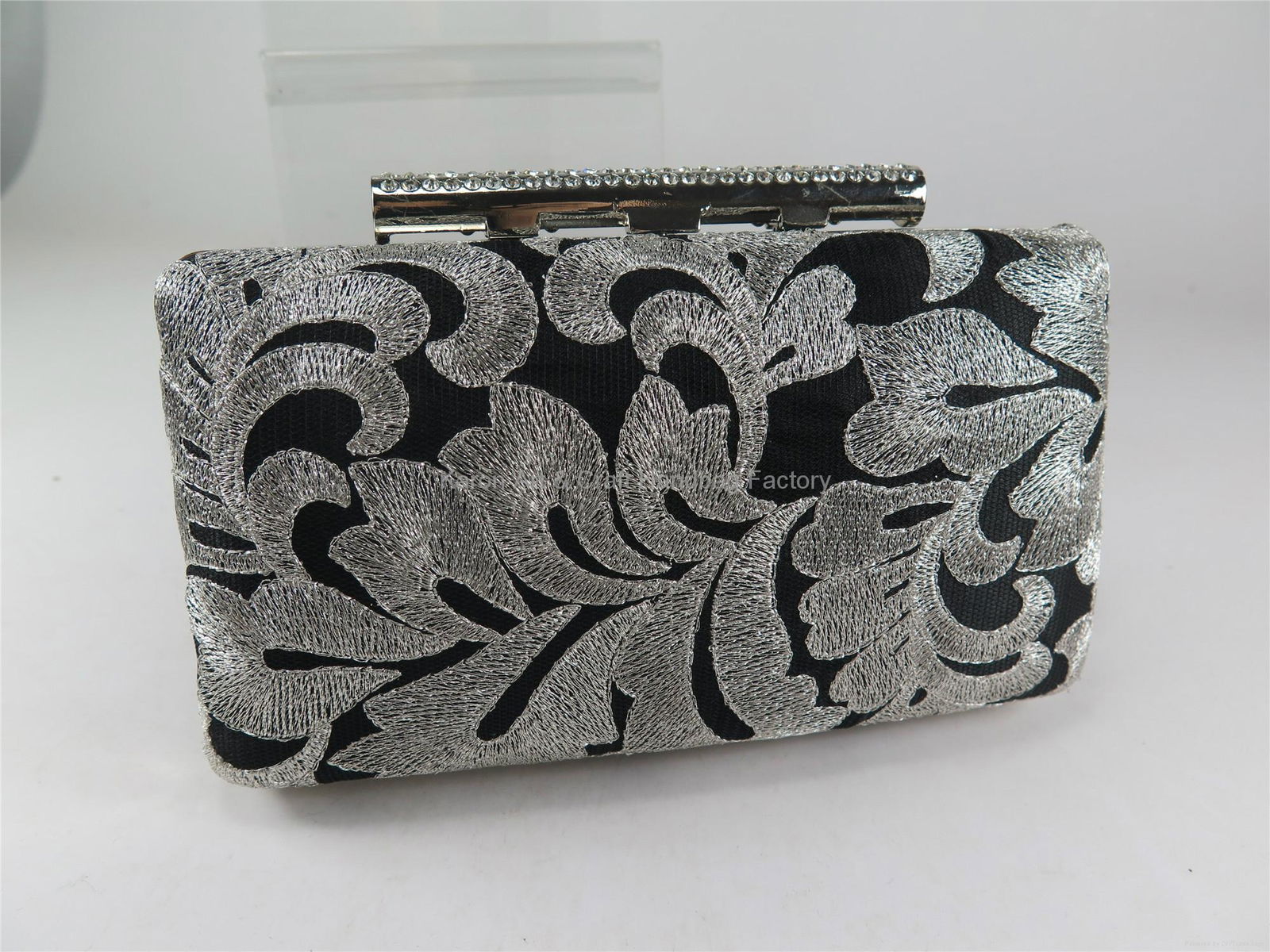 Women's Event/Party Satin Embroidery Evening Clutch Bag