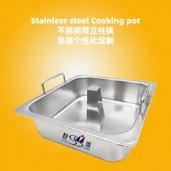 Square spicy hot pot with length 34cm, width 34cm and height 10cm weighs 1.36kg