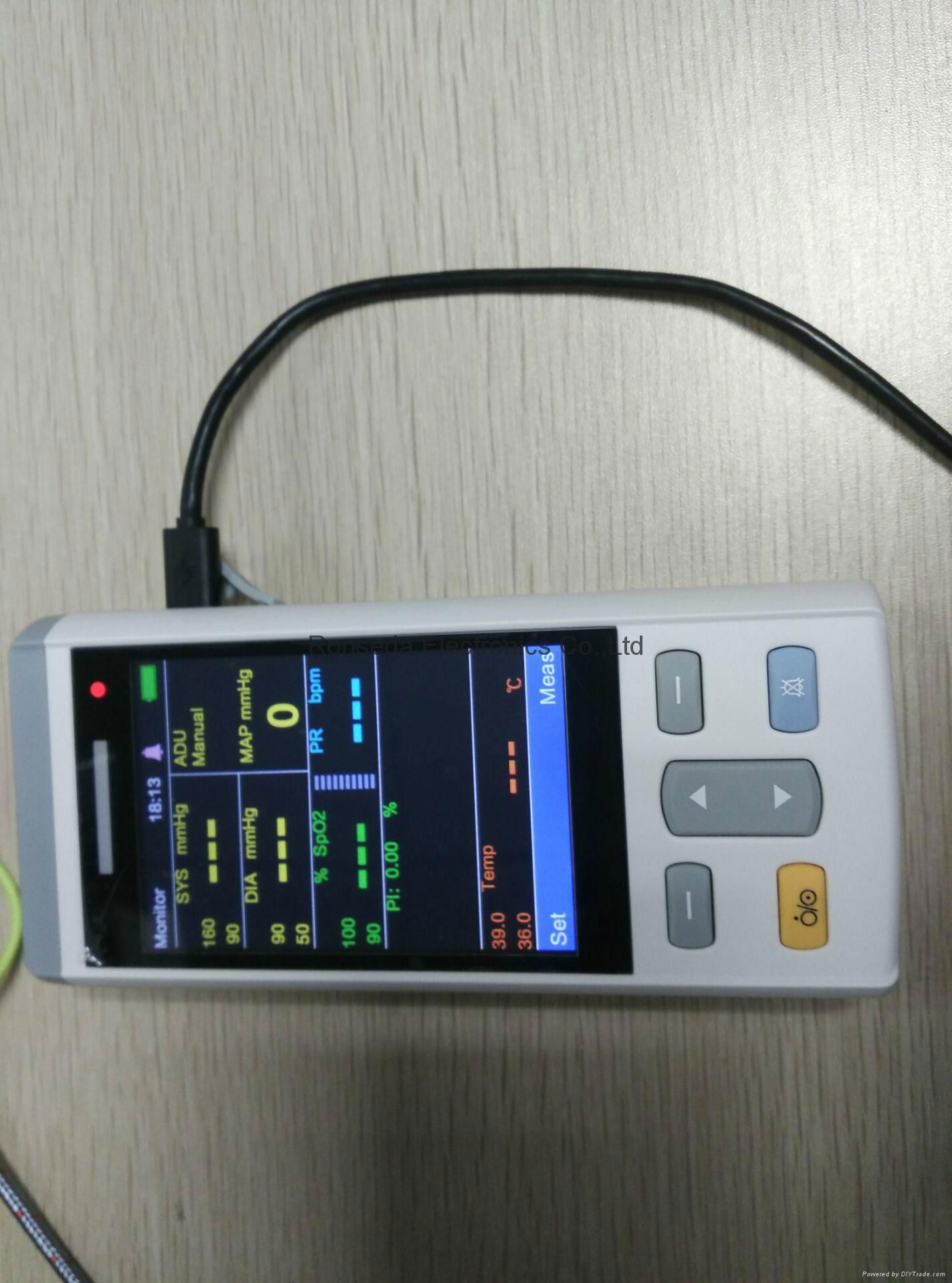 Handheld Vital Sign monitor VT200 3