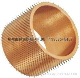 Film perforating needle roller