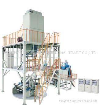 Three-layer co-extruding film blowing machine