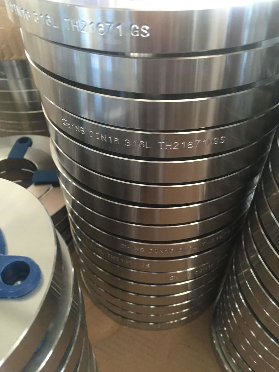 STAINLESS STEEL  FLANGES 5