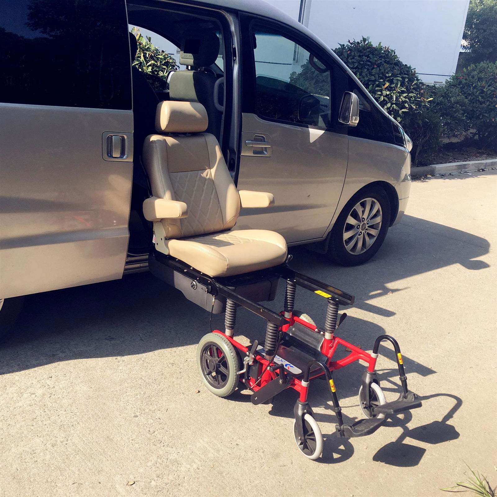 S-Lift-W PRO New Special Turning and Lifting Car Seat with Wheelchair
