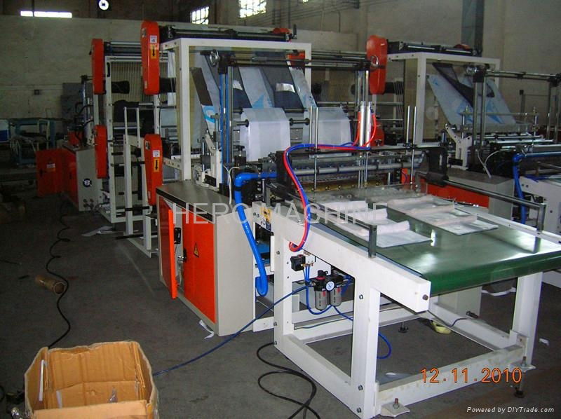 DP800 COLD CUTTING BAG MAKING MACHINE