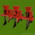 Corn Fertilization Seeder 1