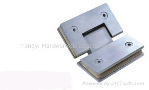 YY-004 135° Glass Clamp