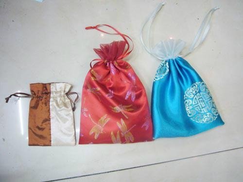 Jewelry pouch for packages 5