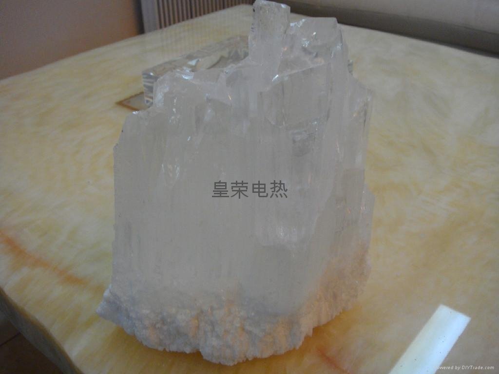 Single crystal MgO
