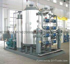 Natural gas dewatering device