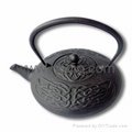 0.8 liter cast iron teapot wiht chinese knot pattern design 