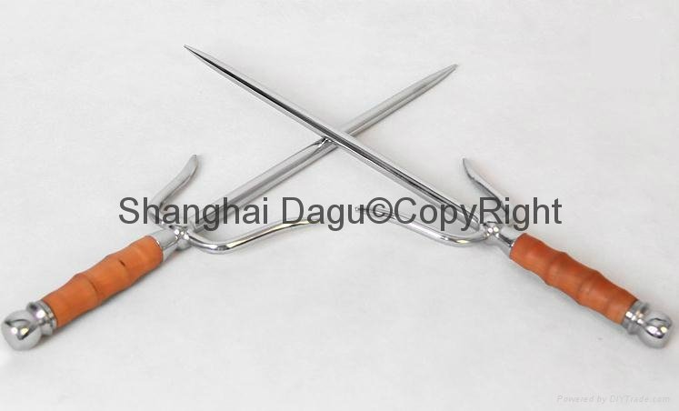 Martial Arts Kung Fu Karate 19.5" and 21'' Overall Silver Metal Practice Sai  3
