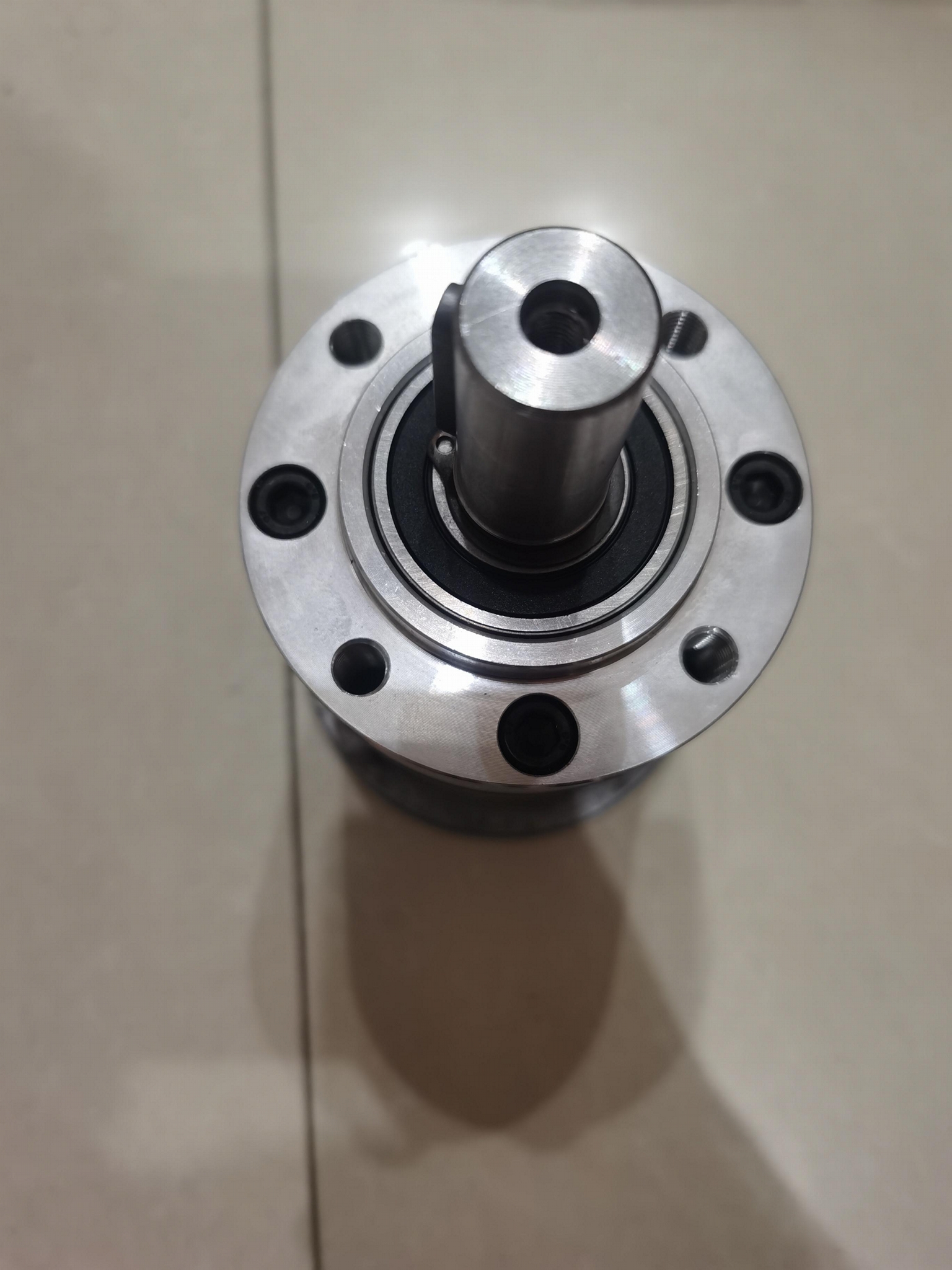 DRIVE SYSTEMS 减速机（含马达和连接器） PL80C-A11F90- 2