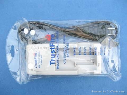 TrustFire TR-001 Li-ion Rechargeable Battery Charger 5