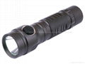 UltraFire UF-T50 Cree XM-L T6 800-Lumen LED Flashlight With Magnetism