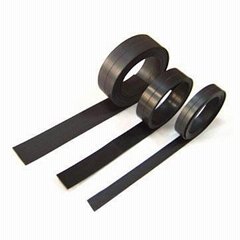 Rubber magnetic strip