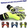 High quality Latex Soccer Goalie Keeper Gloves for kids