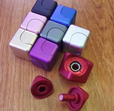 2017 Hot Sale New Design Desk Toys Fidget Cube