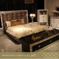 High Quality Crystal Double Bed In Ultimate Noble Temperament 4