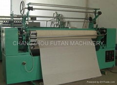 Fabric pleating machine