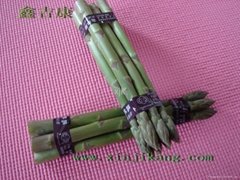 fresh green asparagus 2