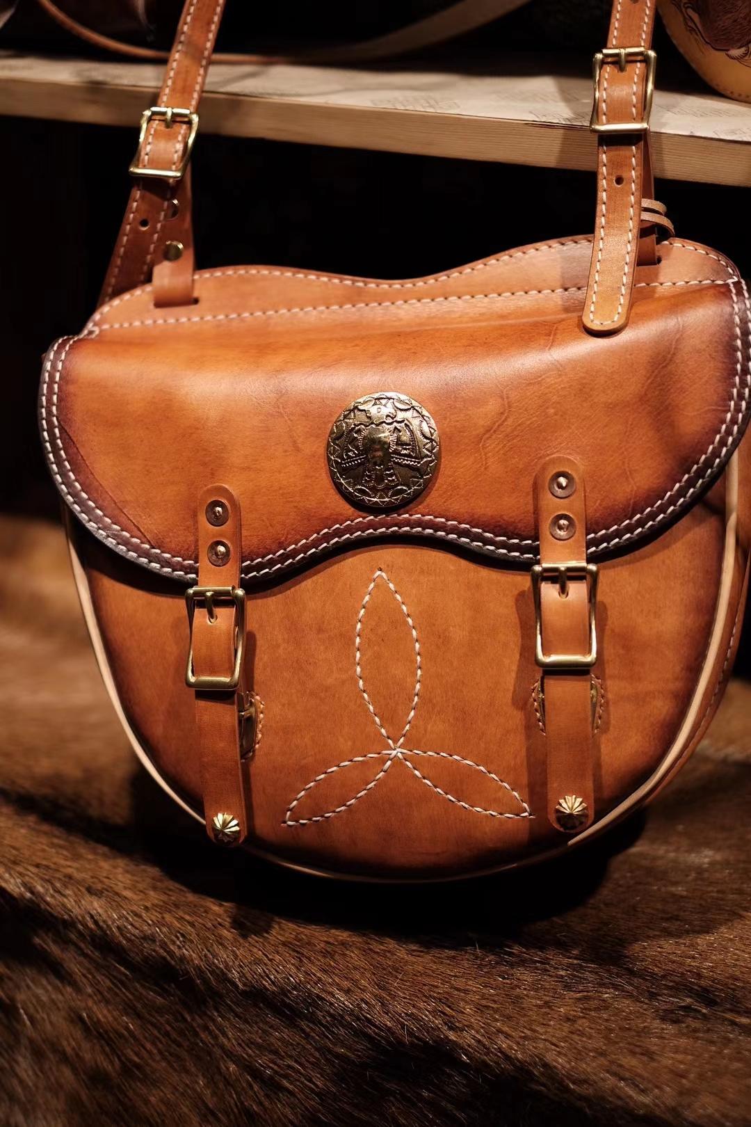 handcrafted high quality full grain italian leather shoulder bag (China