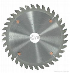 Conic scoring saw blades