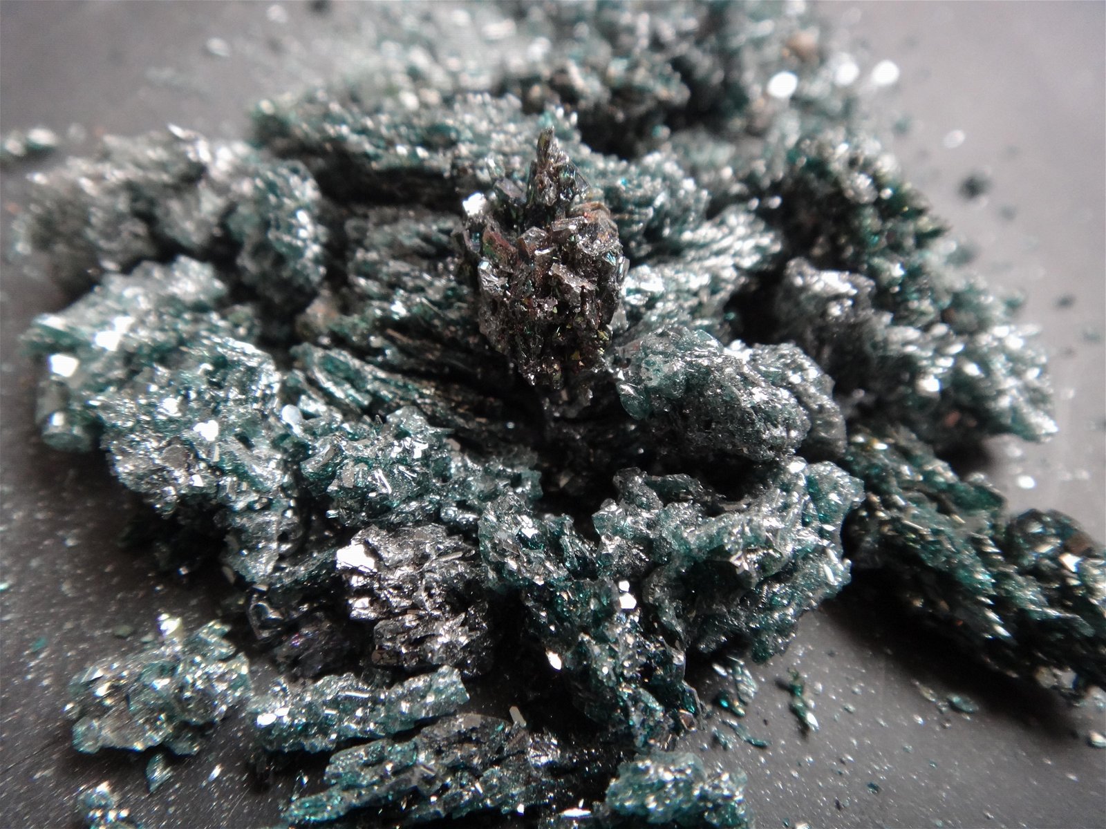 green silicon carbide for refractory, ceramic material from China factory) 2