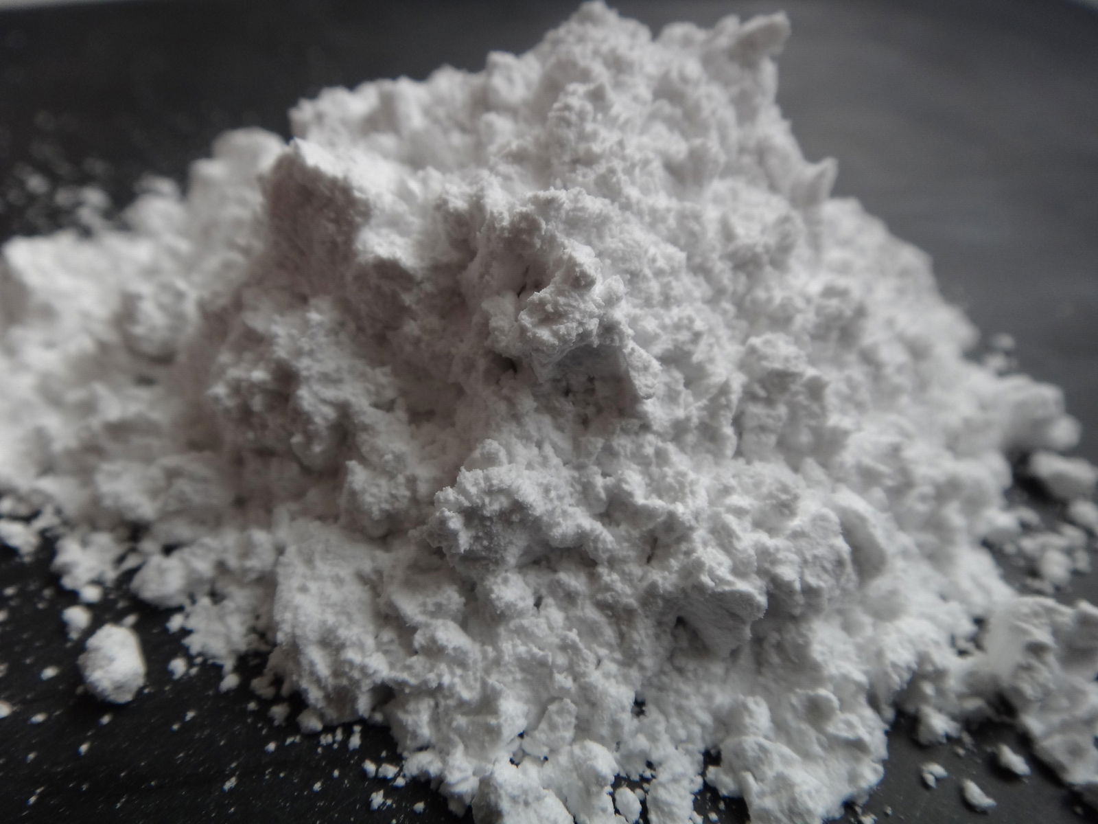 High quality and purityFused  Silica for refractory, grining ,precision casting  5