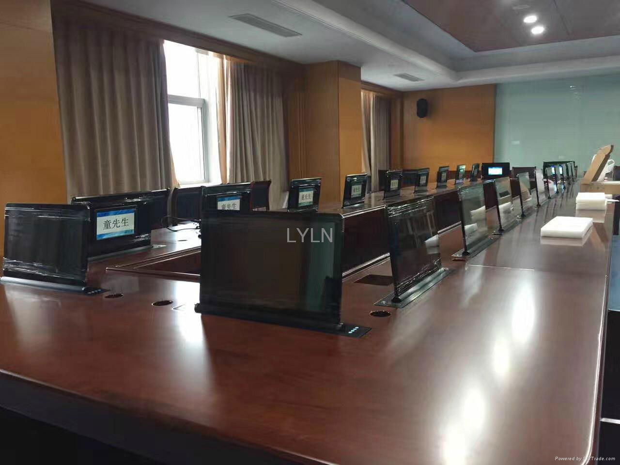 LYLN Monitor Lift 2