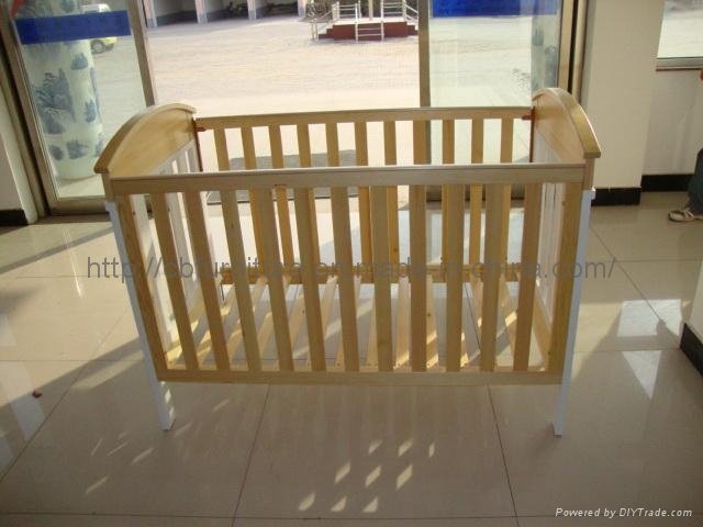 4 in 1 Baby cot 3