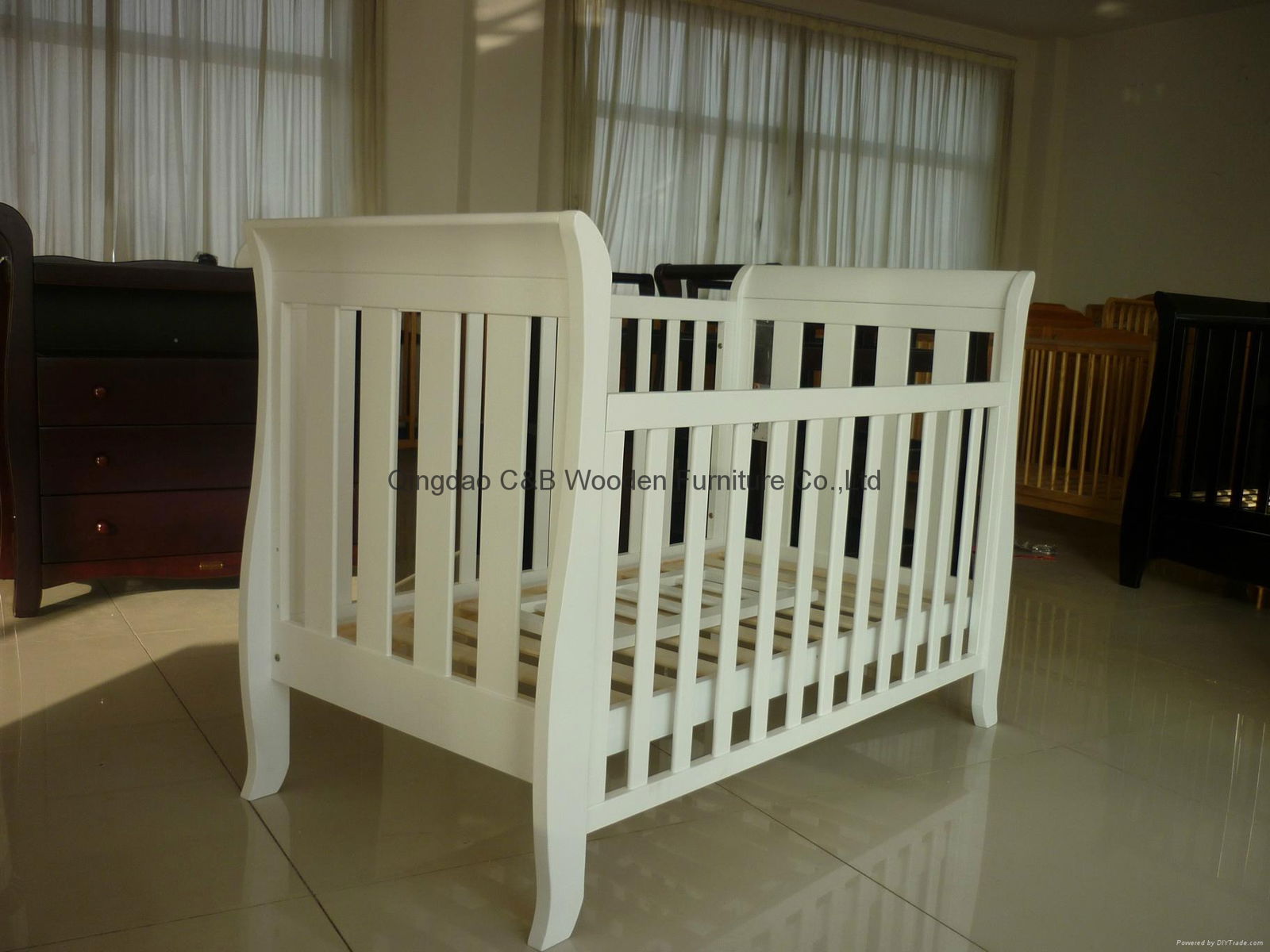 Exclusive 4 in 1 baby Cot 