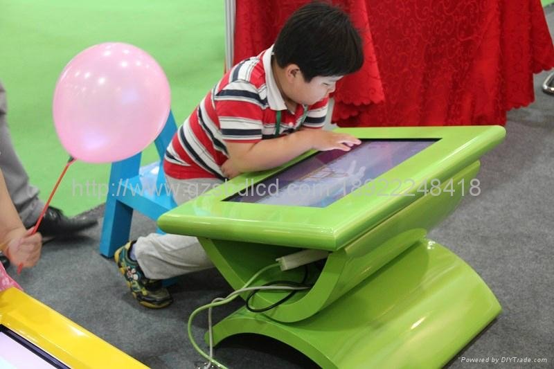 32inch Children touch interactive teaching table 4