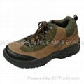 Mountaineering Shoes 1