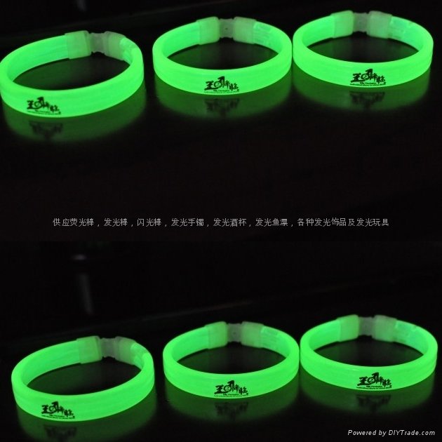 Glow stick bracelet 5