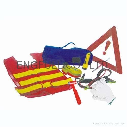EN715 Auto emergency kit
