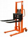 Hand Pallet Stacker 1