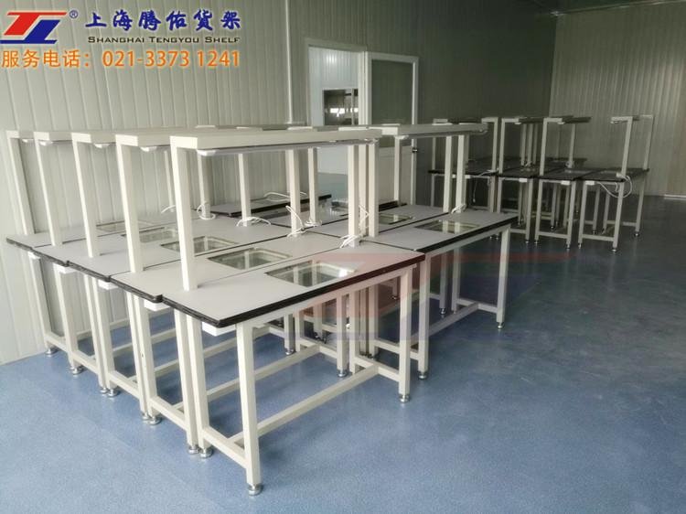 上海產鋁型材非標電子操作台工作台配燈  4