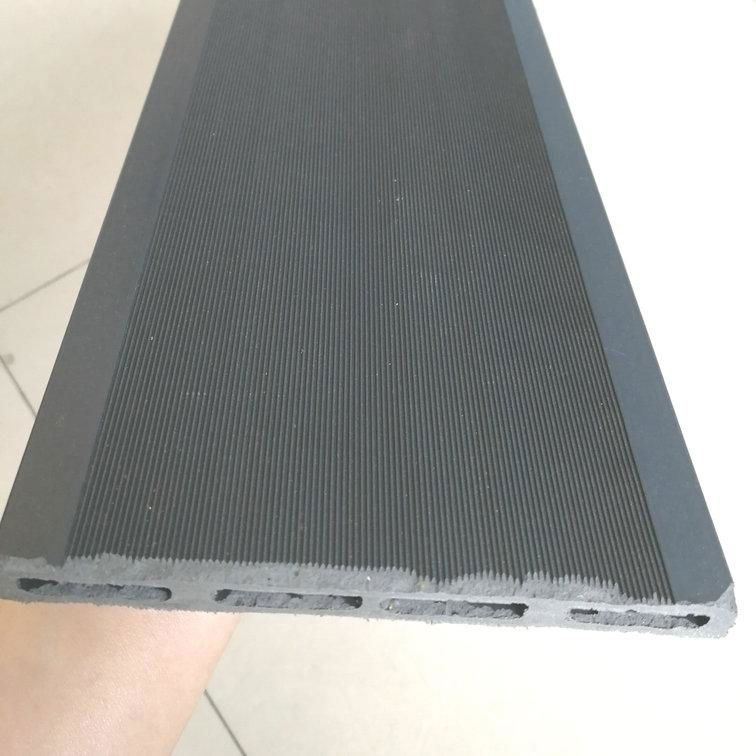 WPC fence board extrusion mould 3